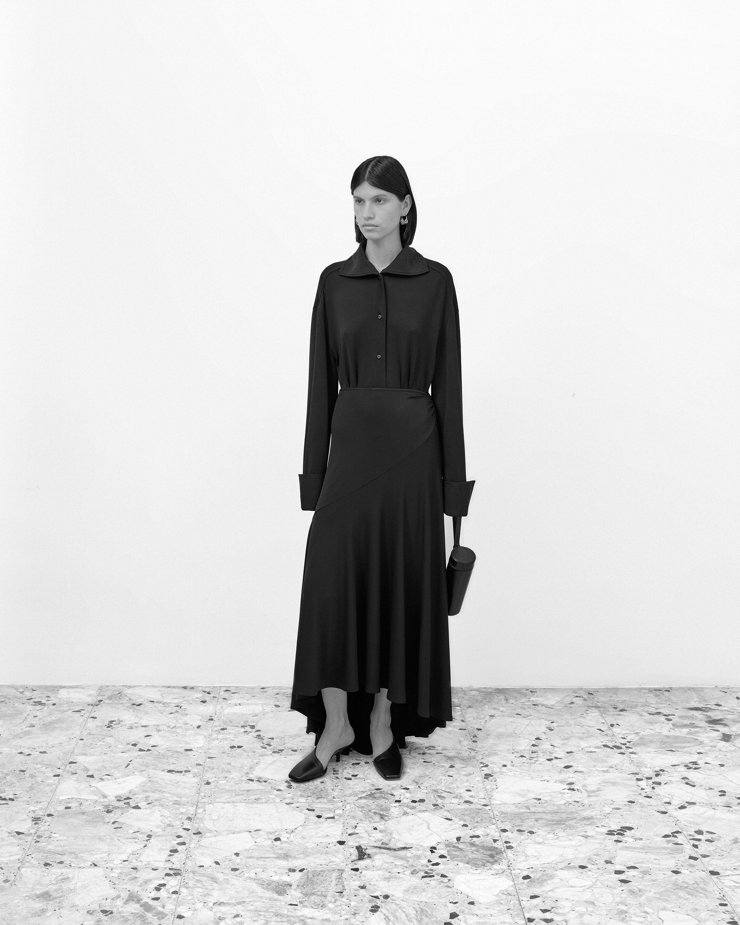 01woman.webp